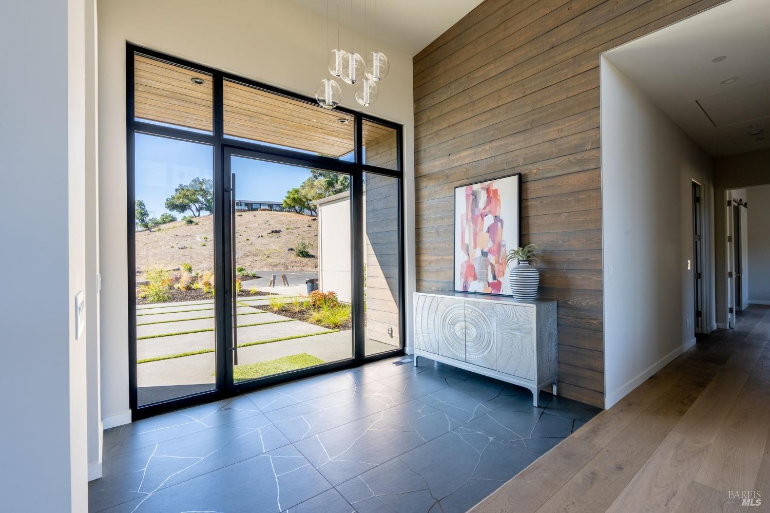 5386 Blue Ridge Trail