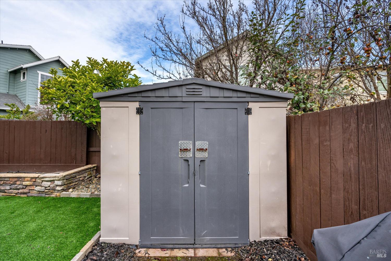 2053 San Miguel Avenue