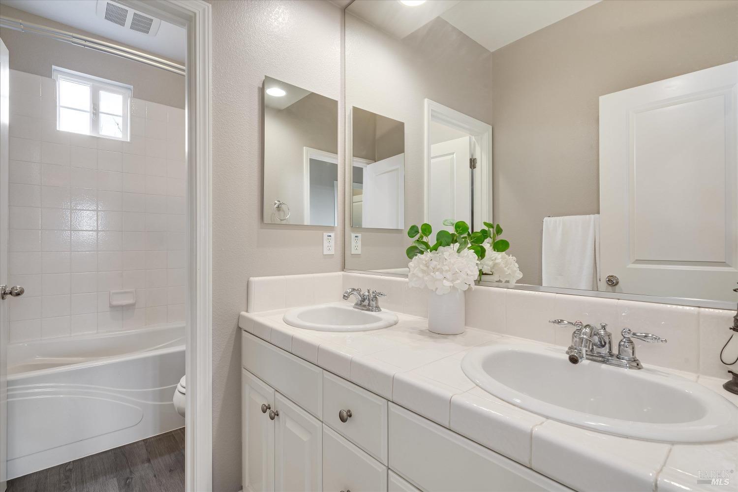 2053 San Miguel Avenue