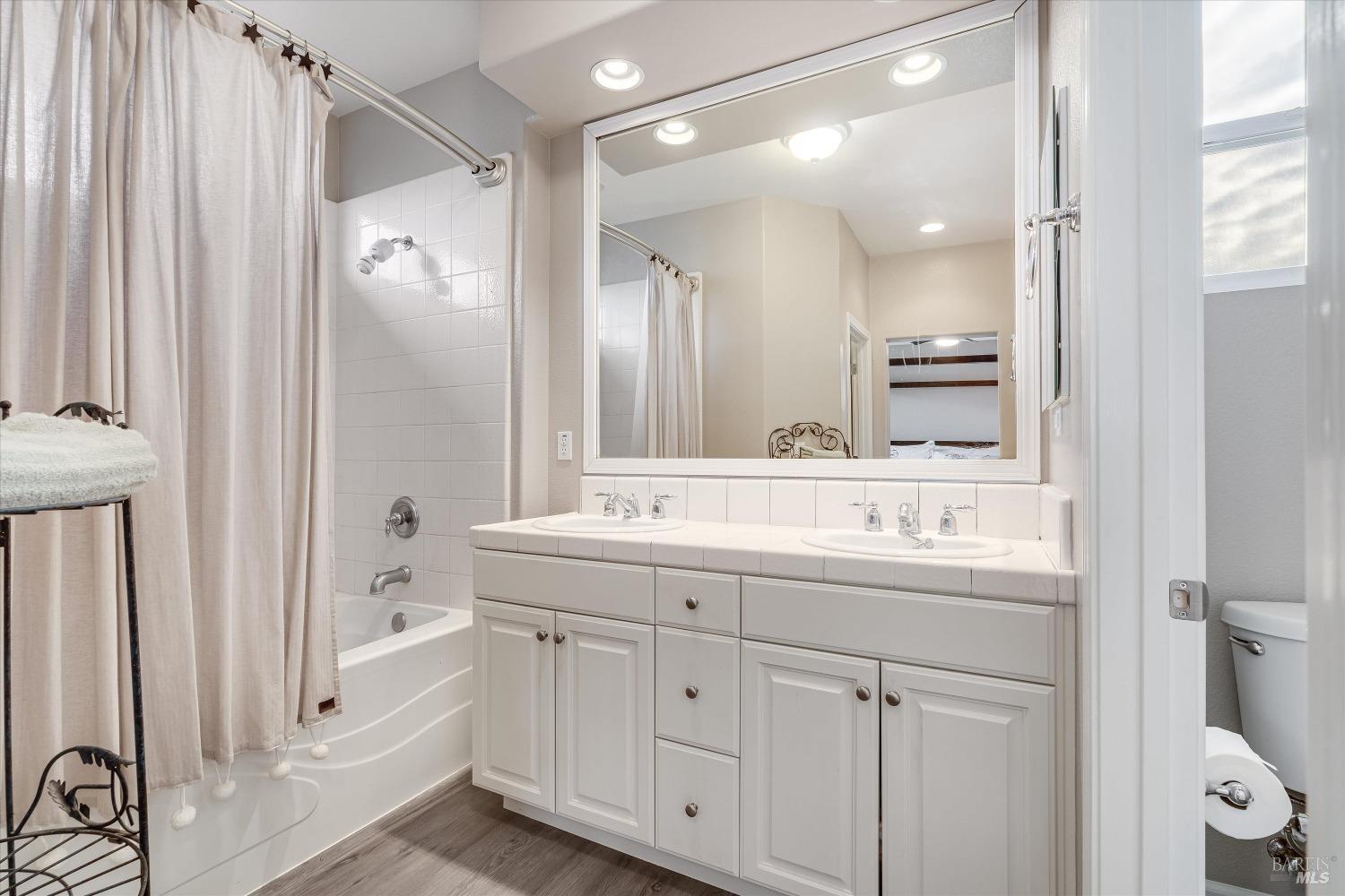 2053 San Miguel Avenue