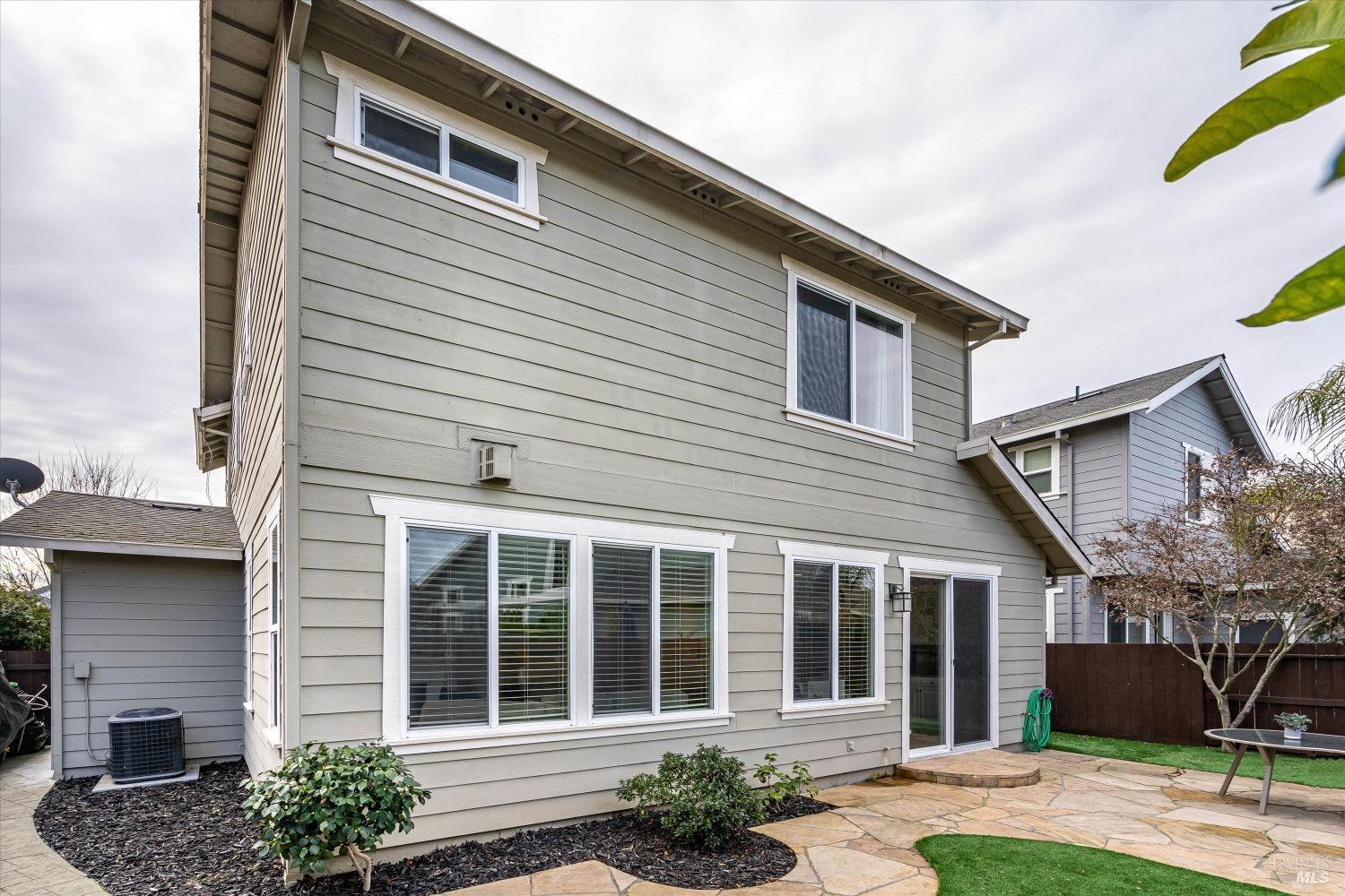 2053 San Miguel Avenue