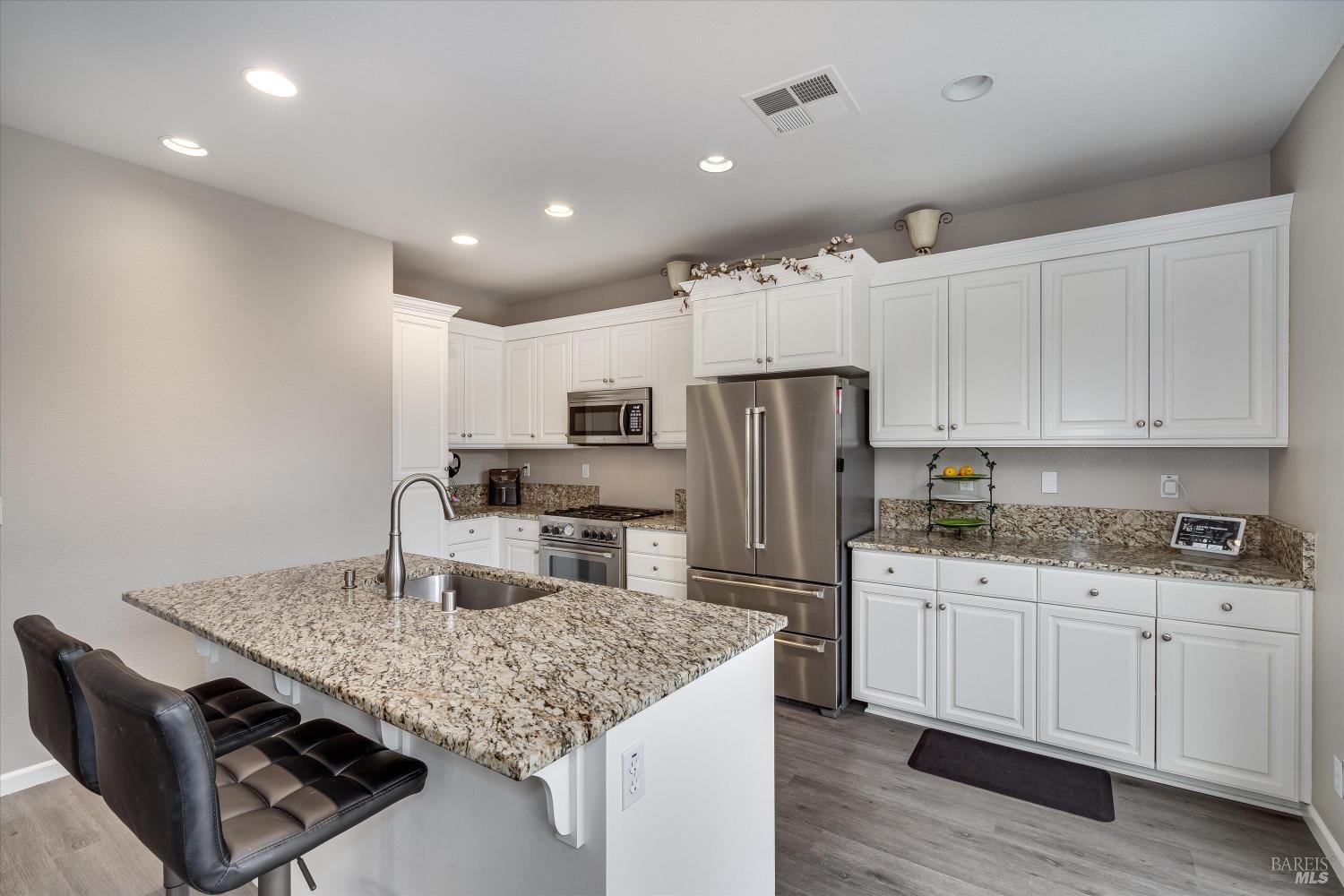 2053 San Miguel Avenue