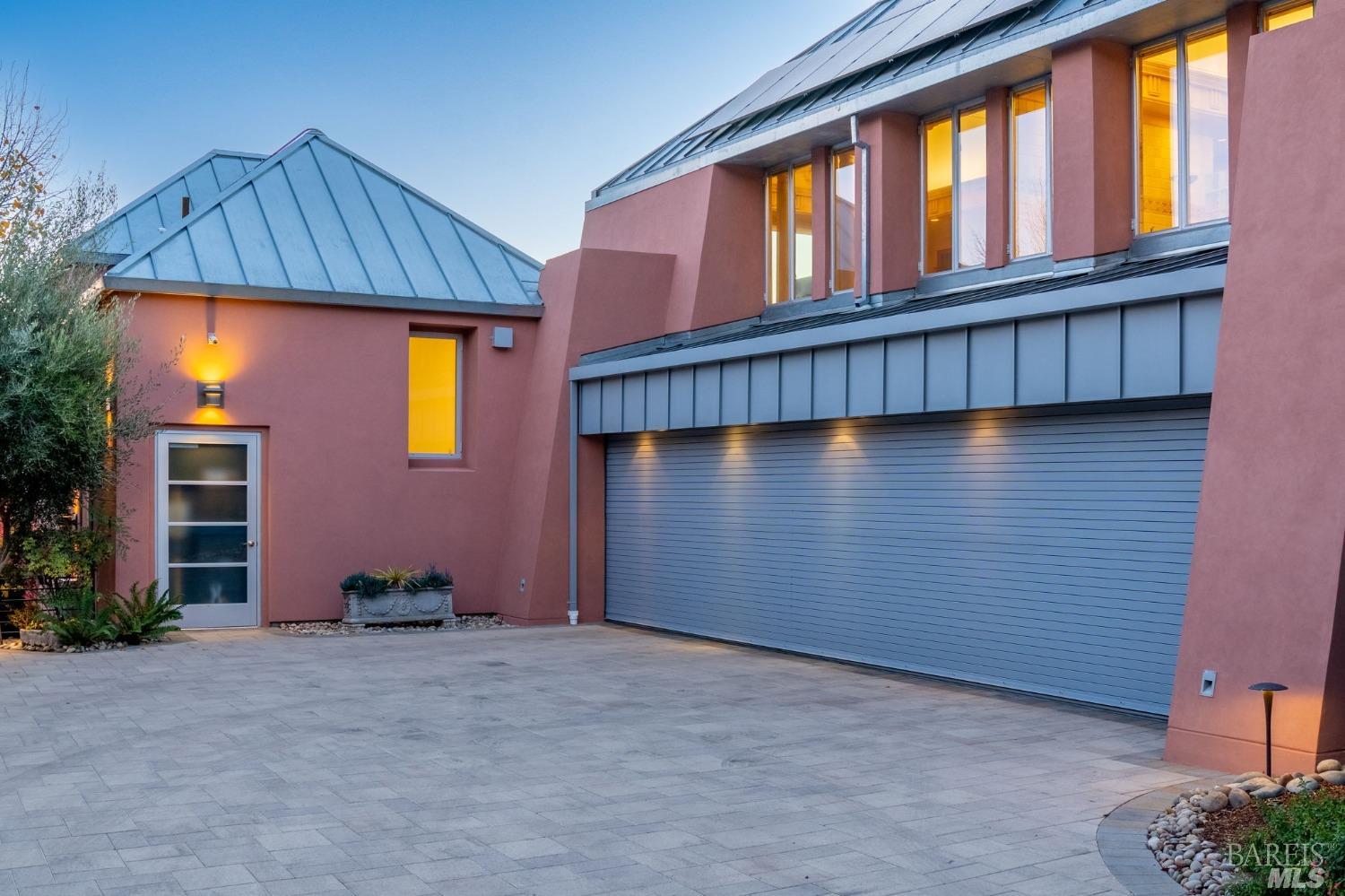 1335 Kinnybrook Drive