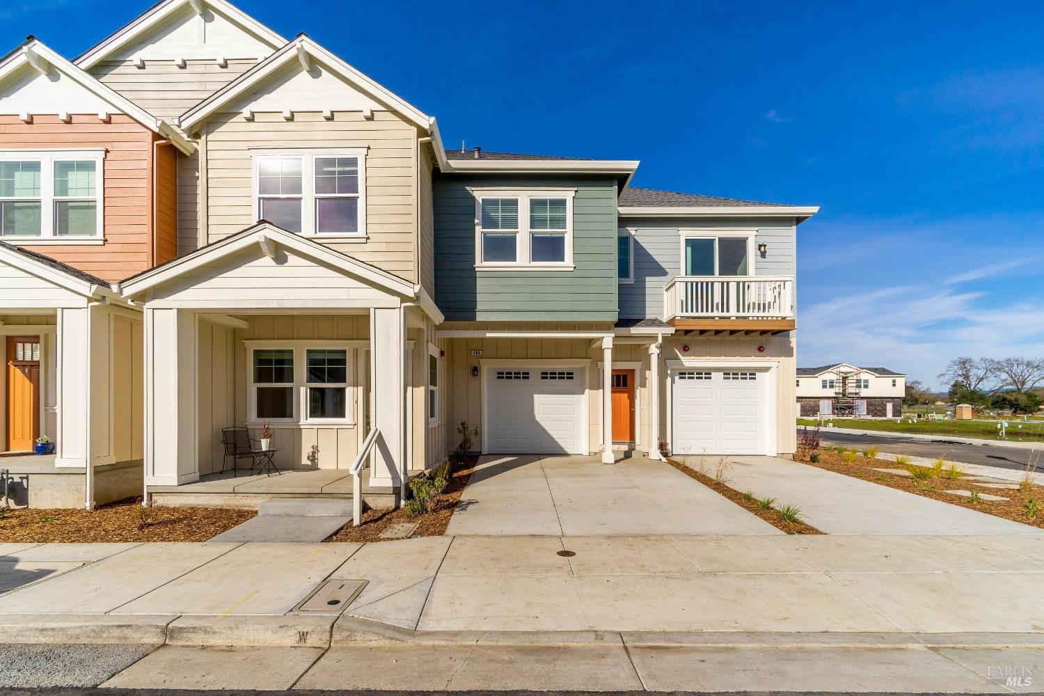 1990-1994 Las Ventanas Dr