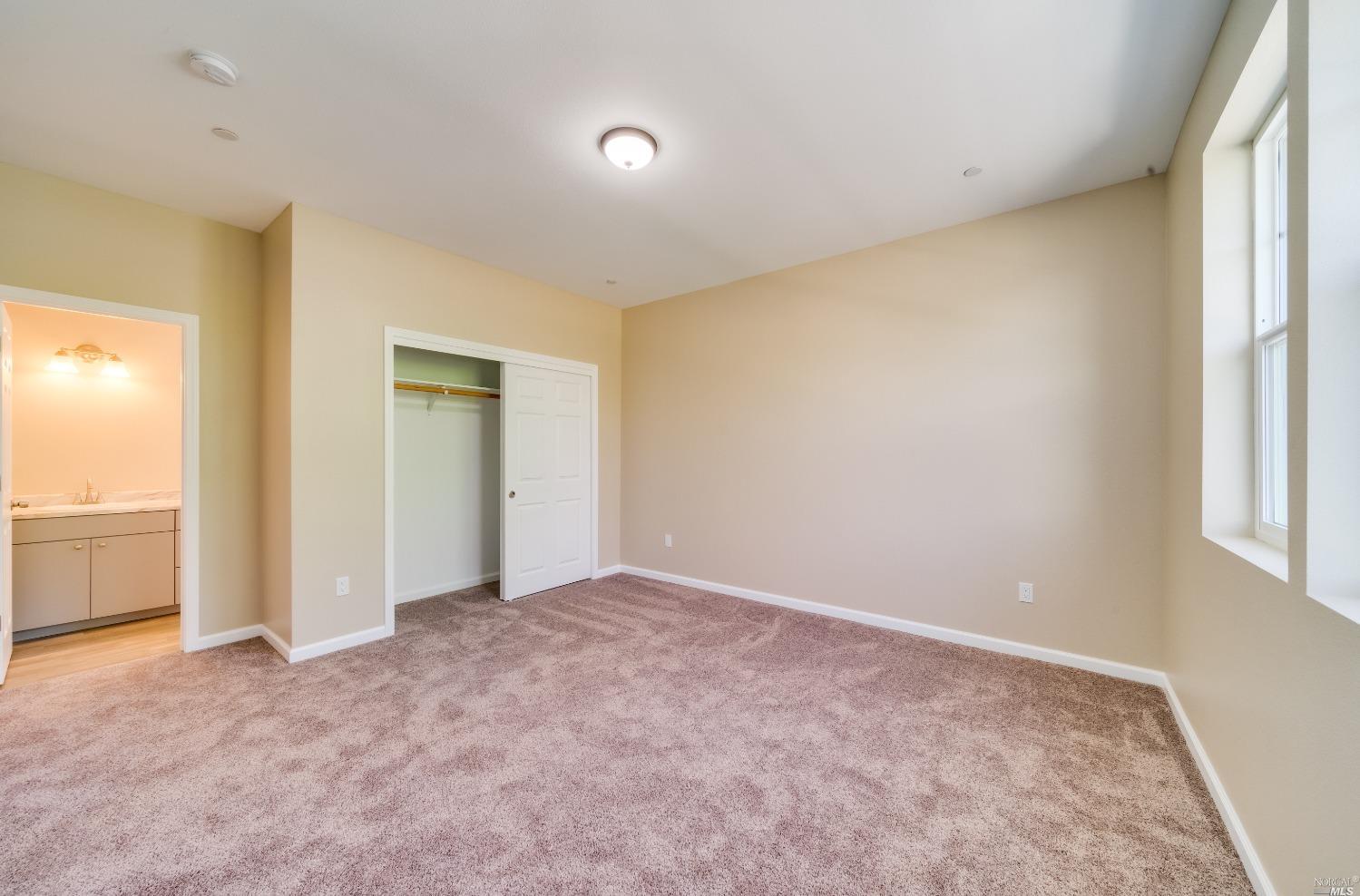 1998 Las Ventanas Dr