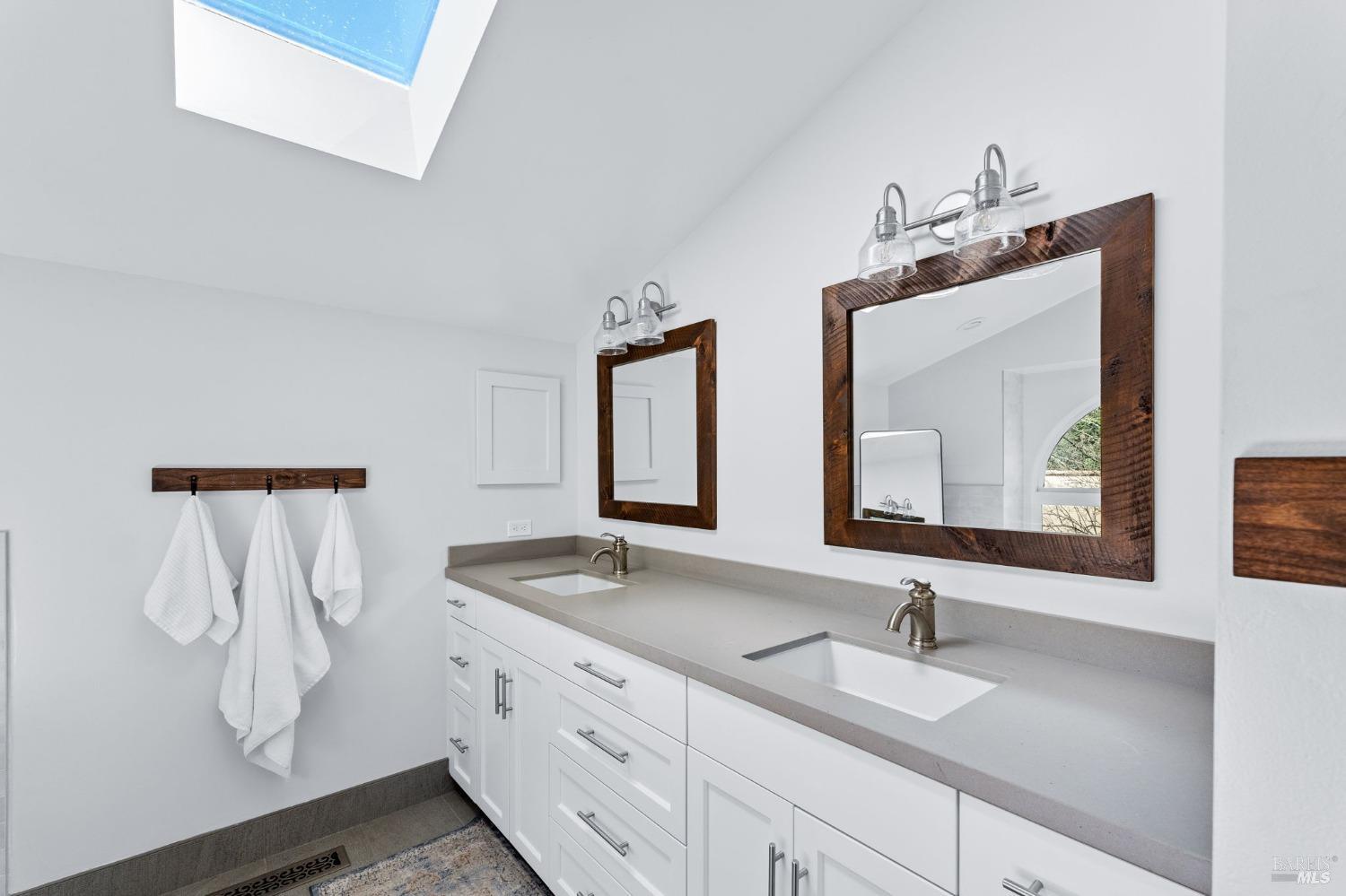 10104-2011 Loch Haven Dr