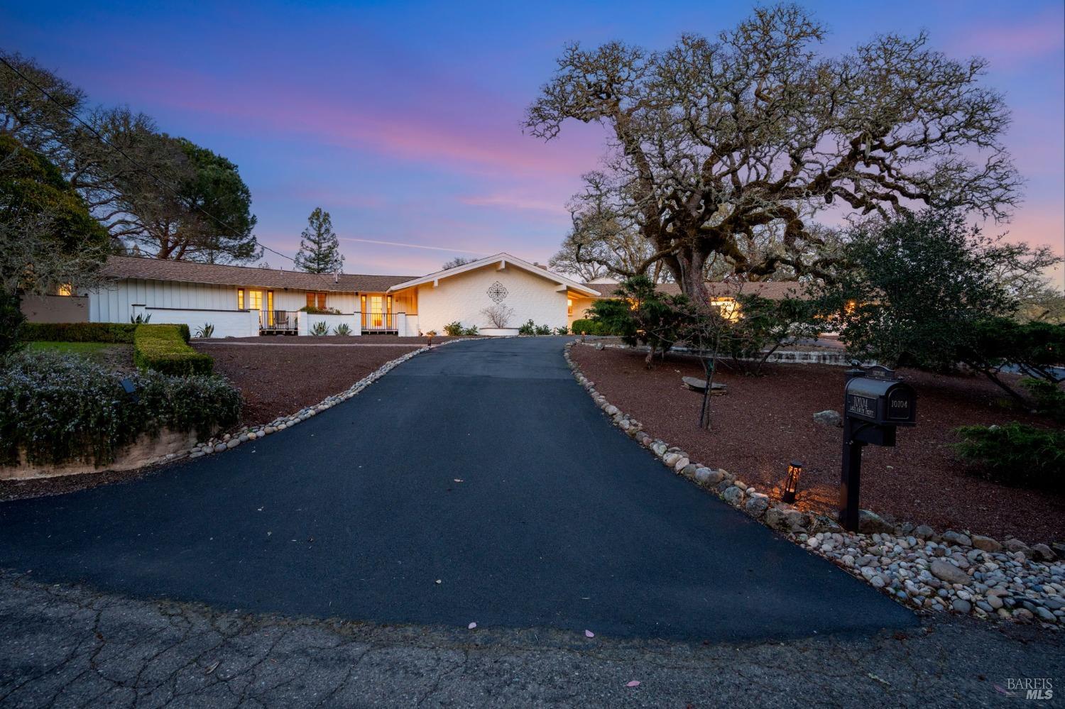 10104-2011 Loch Haven Dr