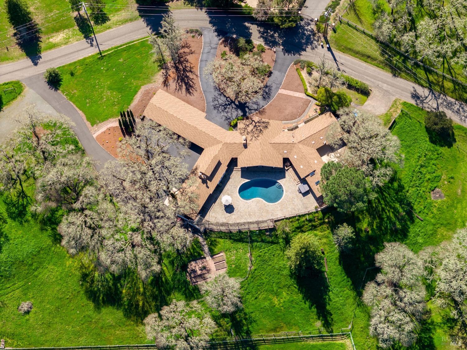 10104-2011 Loch Haven Dr