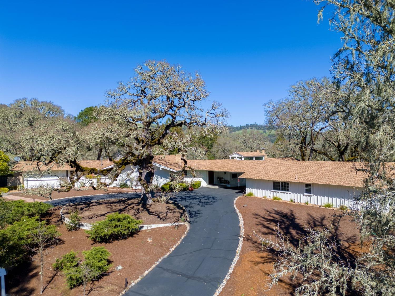 10104-2011 Loch Haven Dr