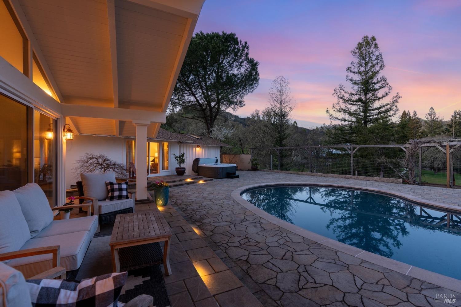 10104-2011 Loch Haven Dr