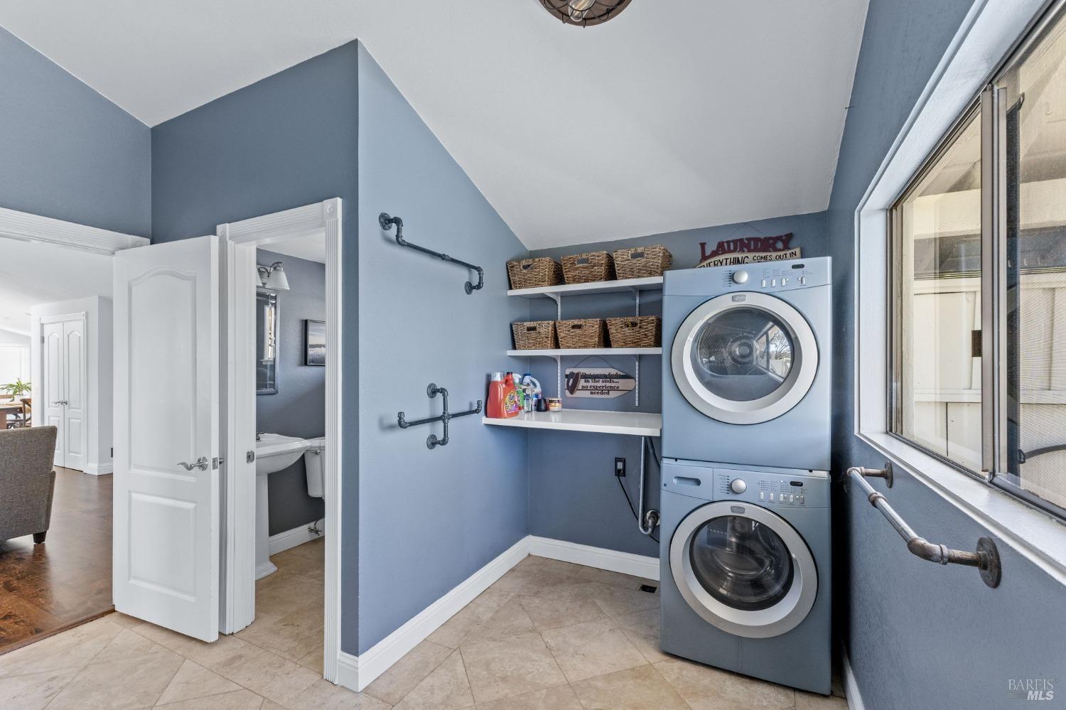 10104-2011 Loch Haven Dr