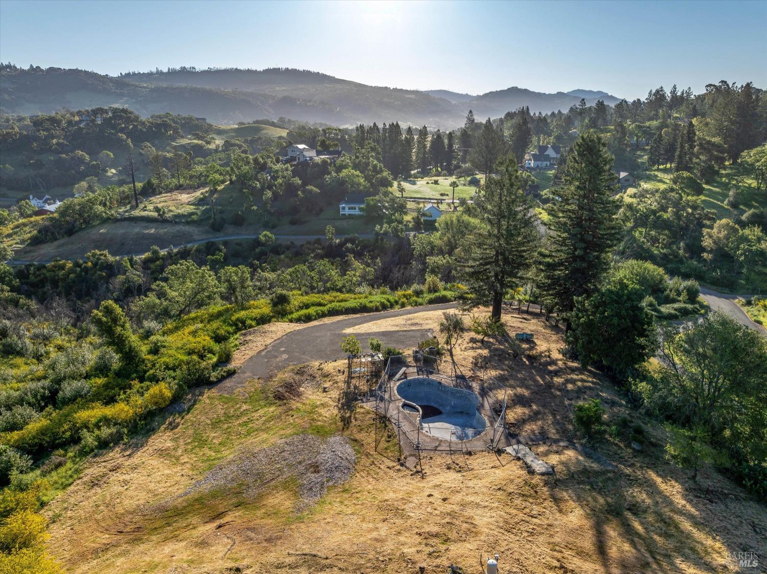 3453 Hidden Hills Dr