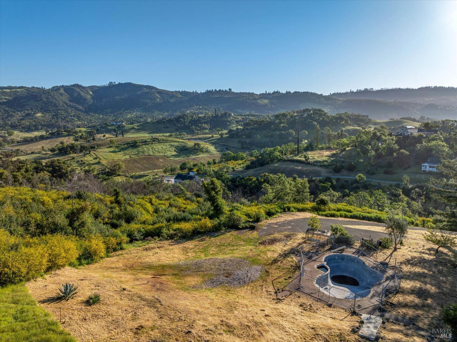 3453 Hidden Hills Dr