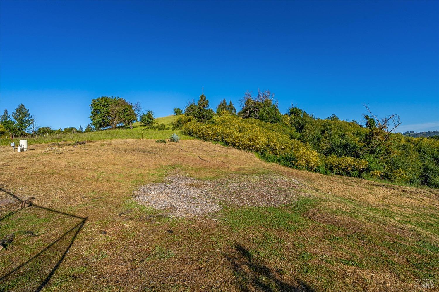 3453 Hidden Hills Dr