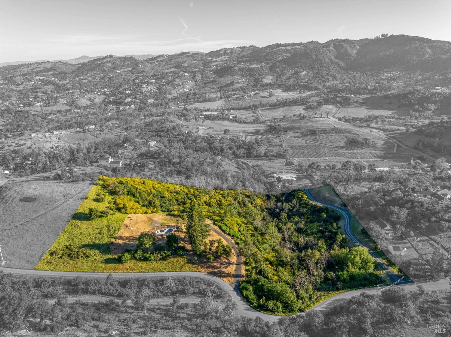 3453 Hidden Hills Dr