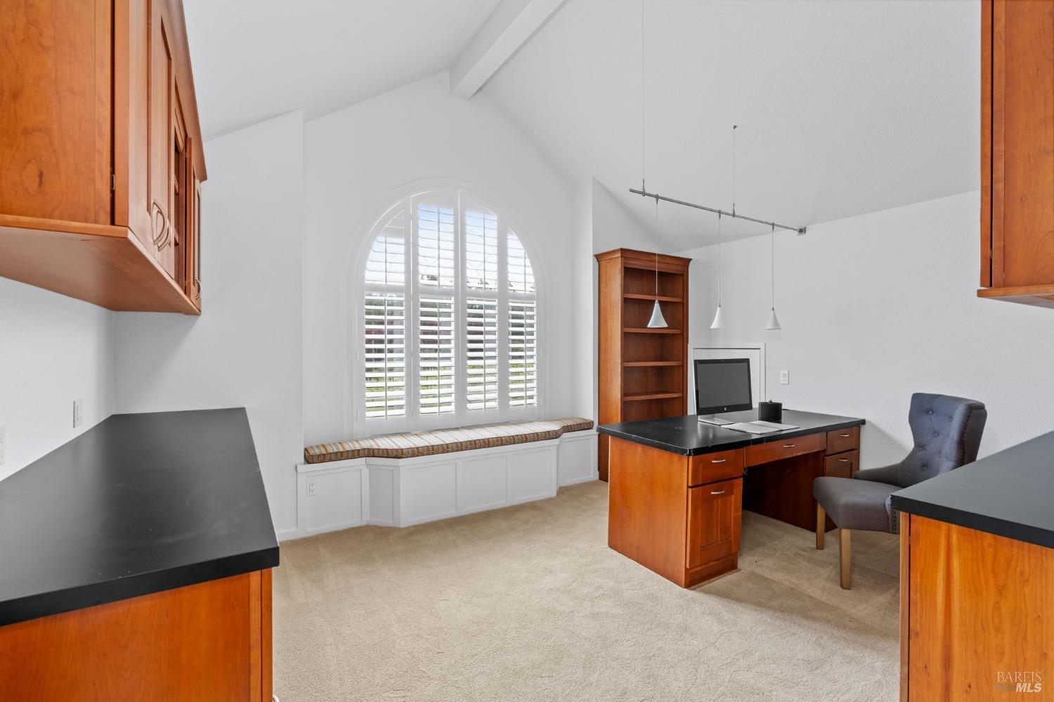 9724 Green Valley Rd