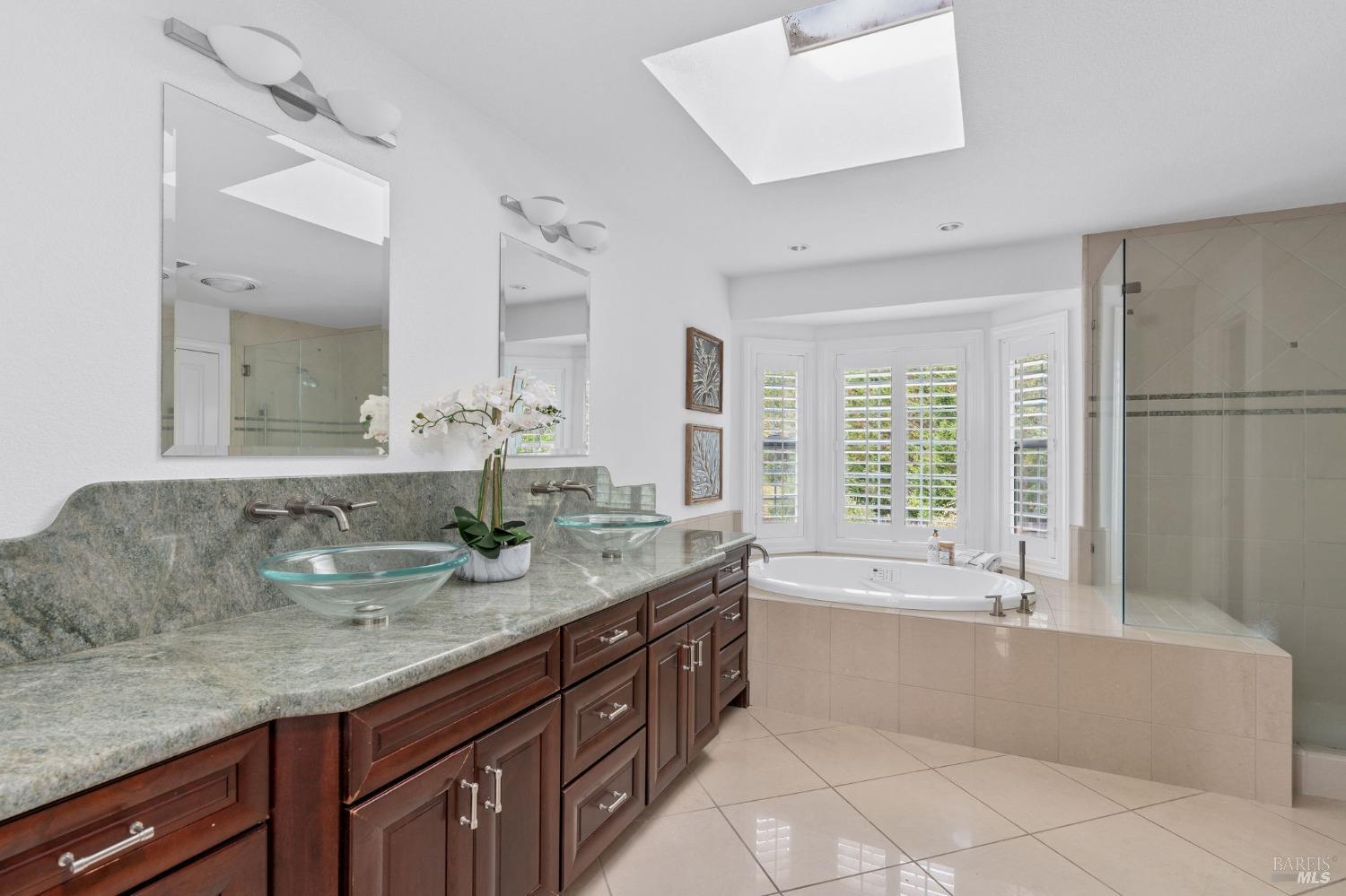 9724 Green Valley Rd