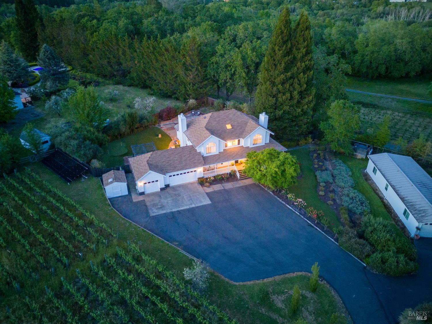 9724 Green Valley Rd