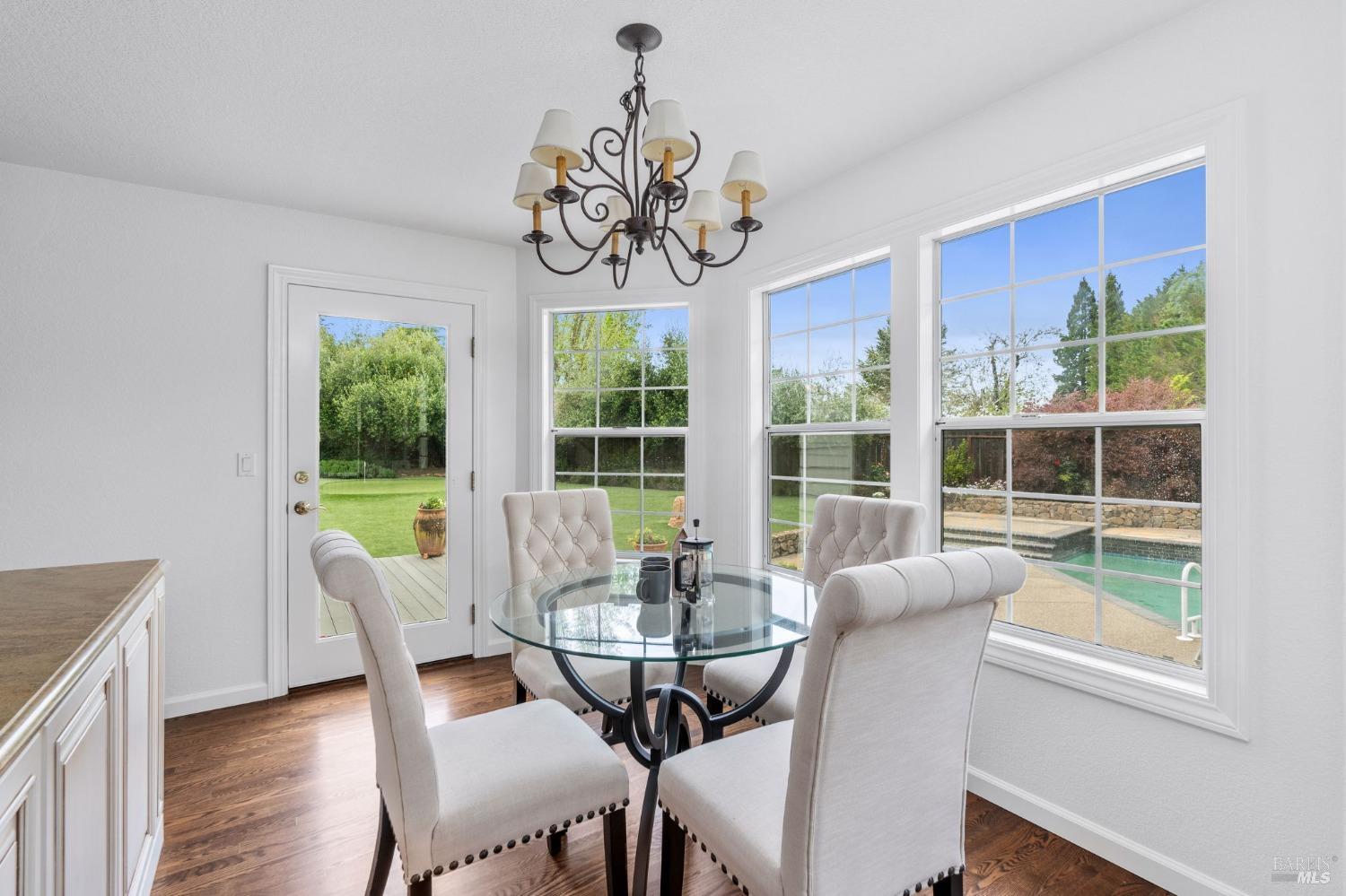 9724 Green Valley Rd