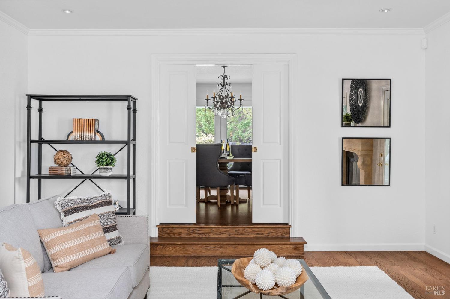 9724 Green Valley Rd