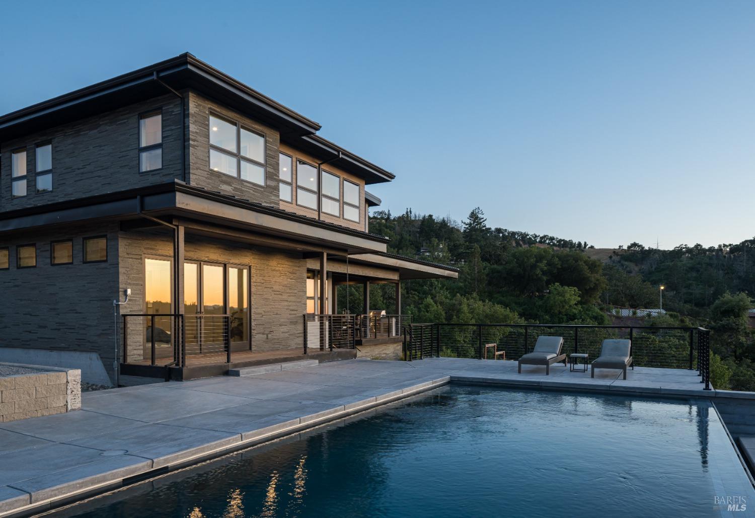 3958 Saint Andrews Dr