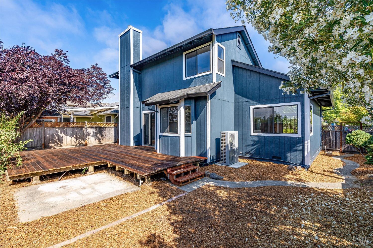 2418 Quail Hollow Dr