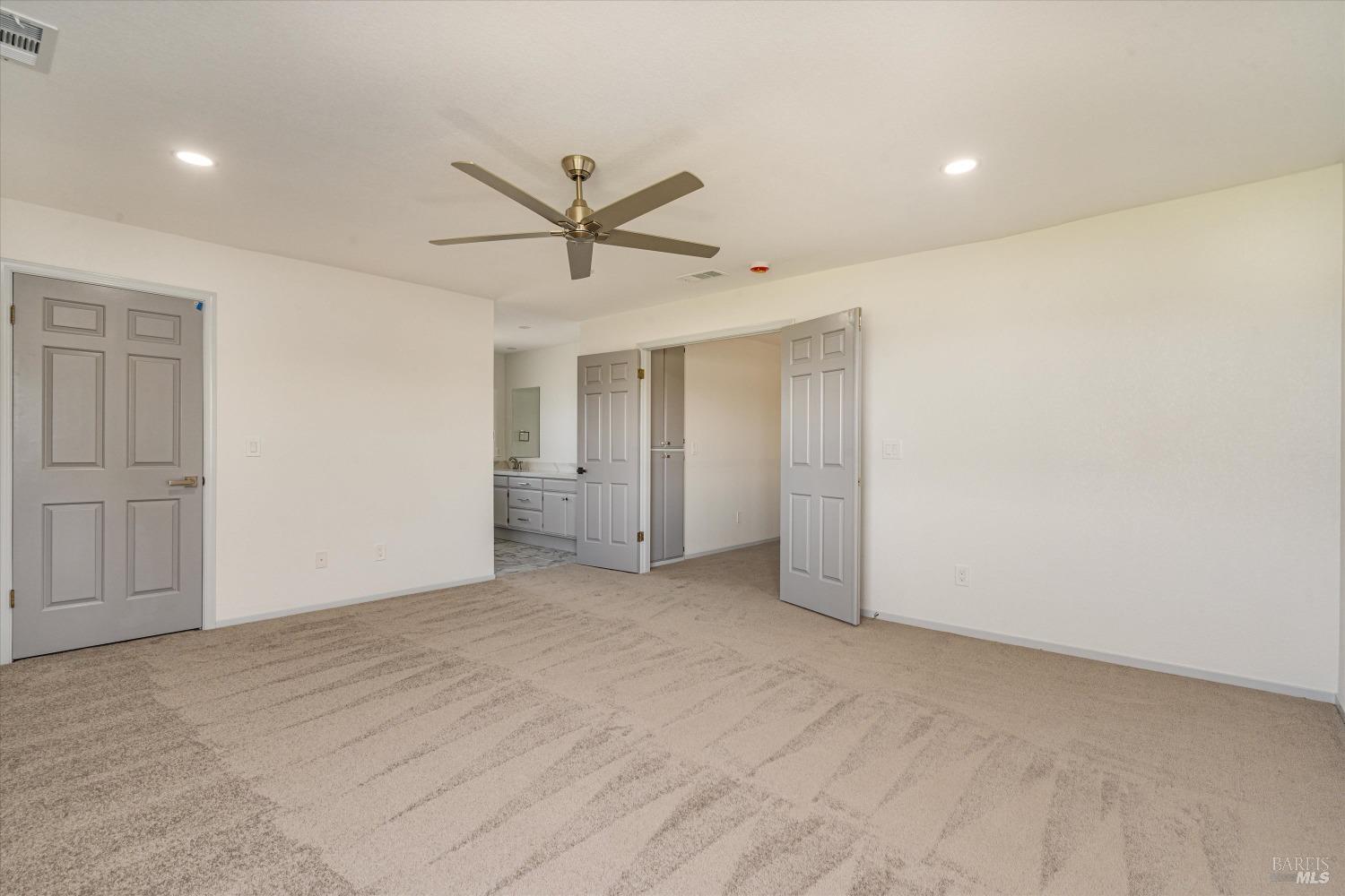 2418 Quail Hollow Dr