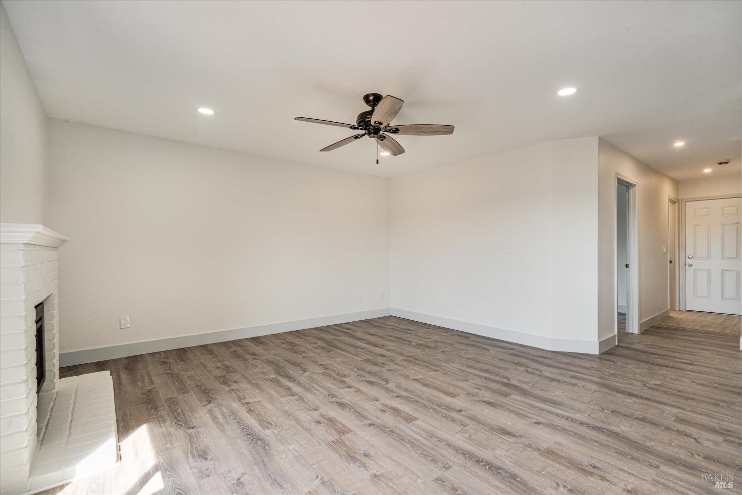 2418 Quail Hollow Dr