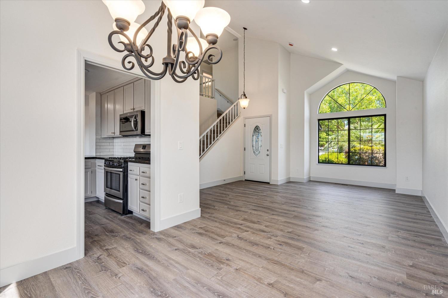 2418 Quail Hollow Dr