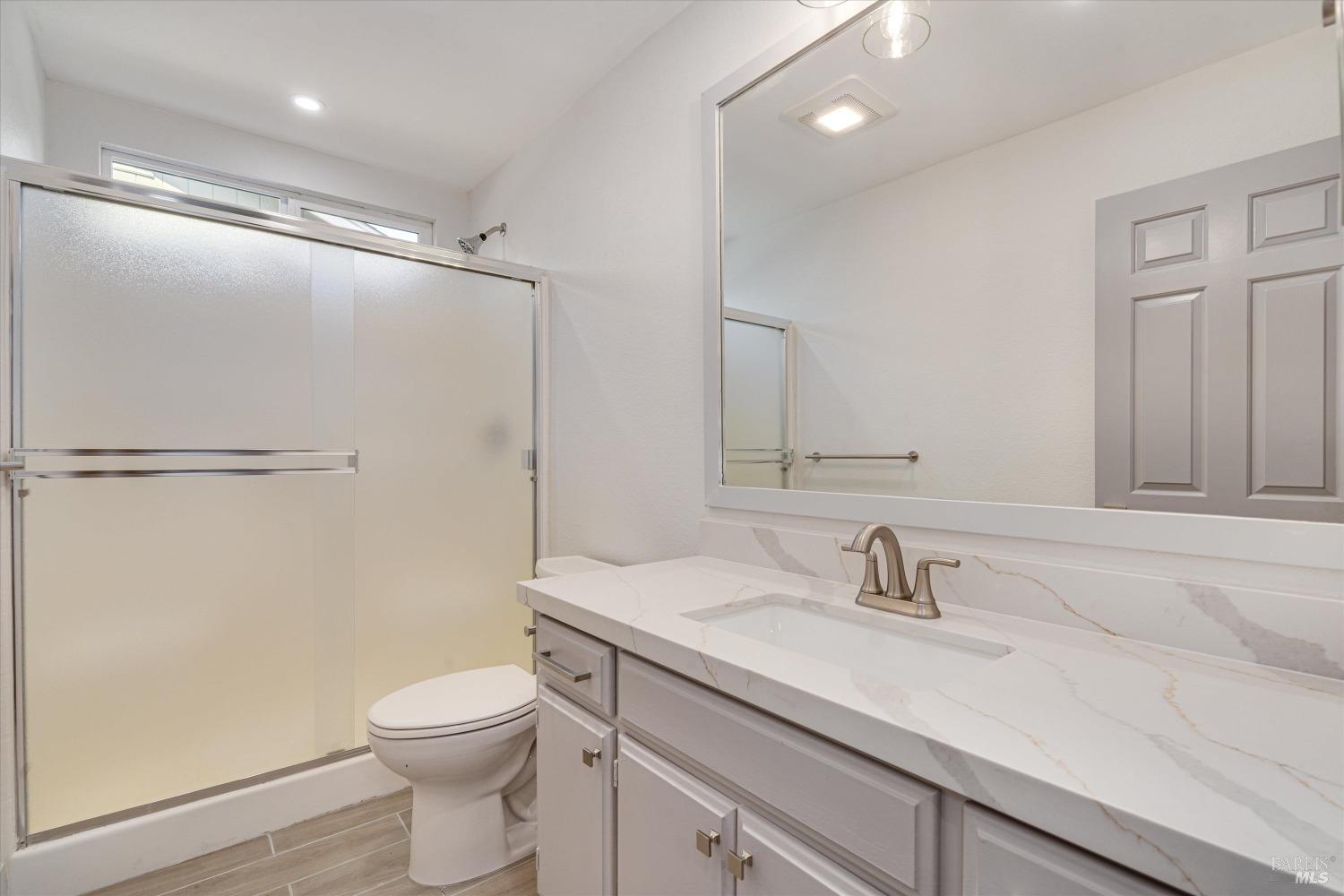 2418 Quail Hollow Dr