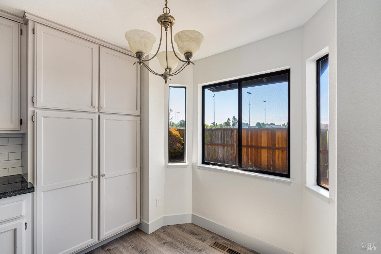 2418 Quail Hollow Dr