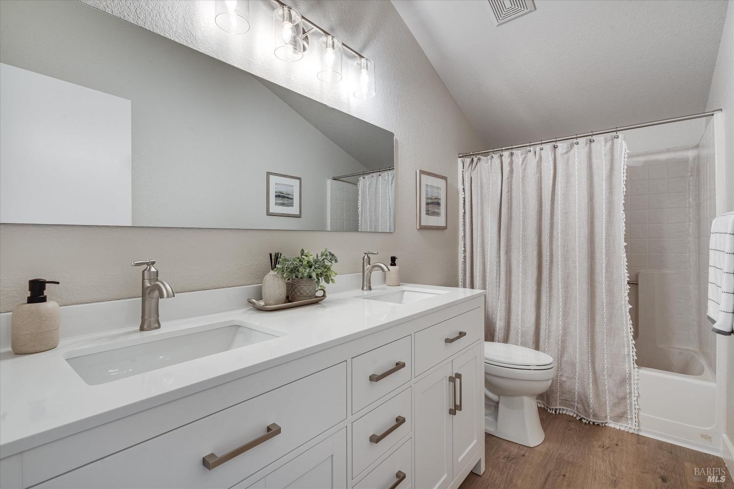 607 Oman Springs Cir