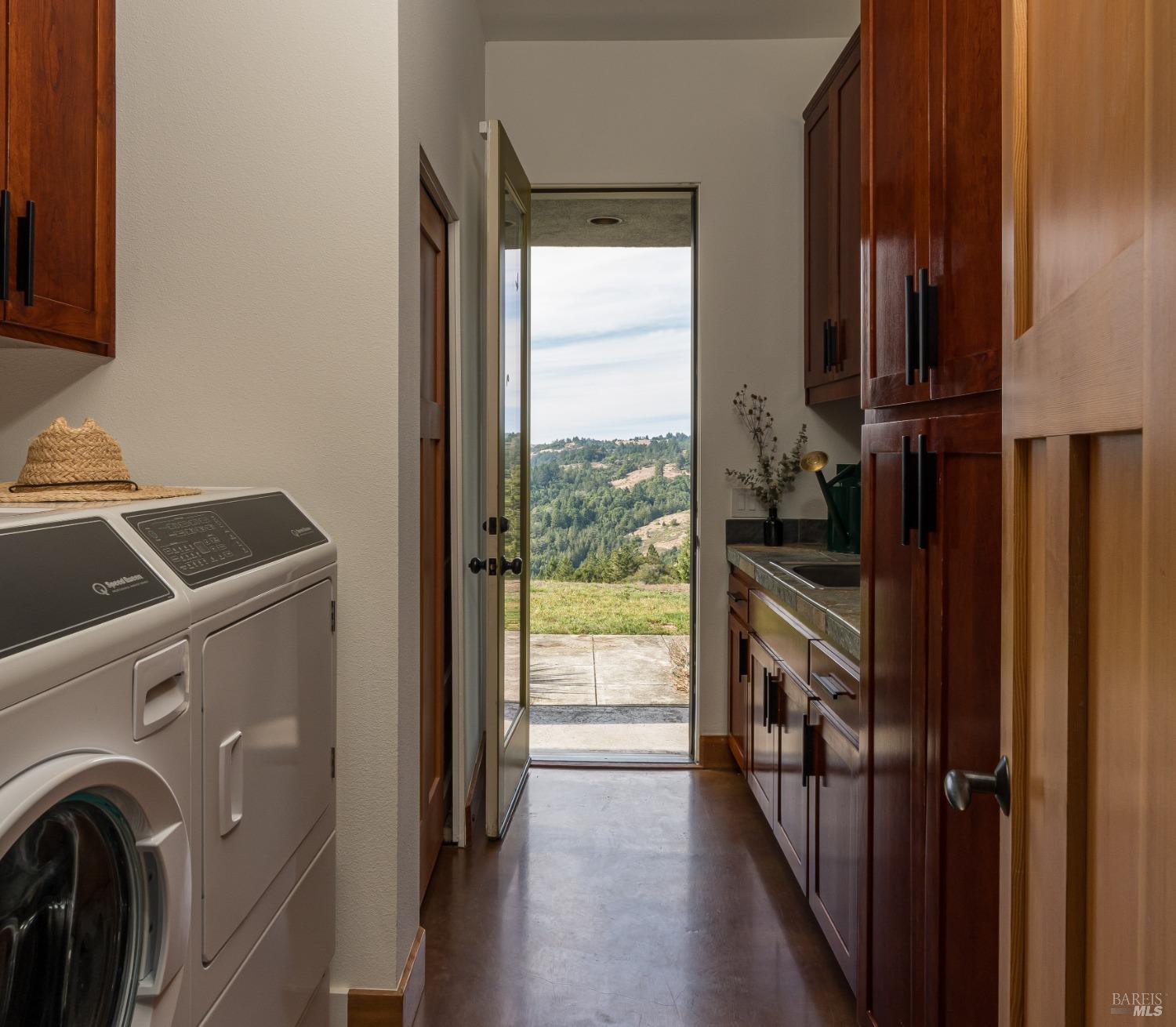 18600 Fitzpatrick Ln