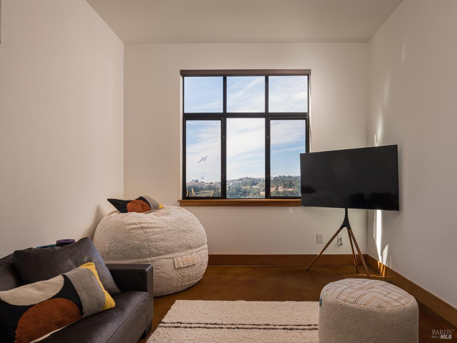 18600 Fitzpatrick Ln