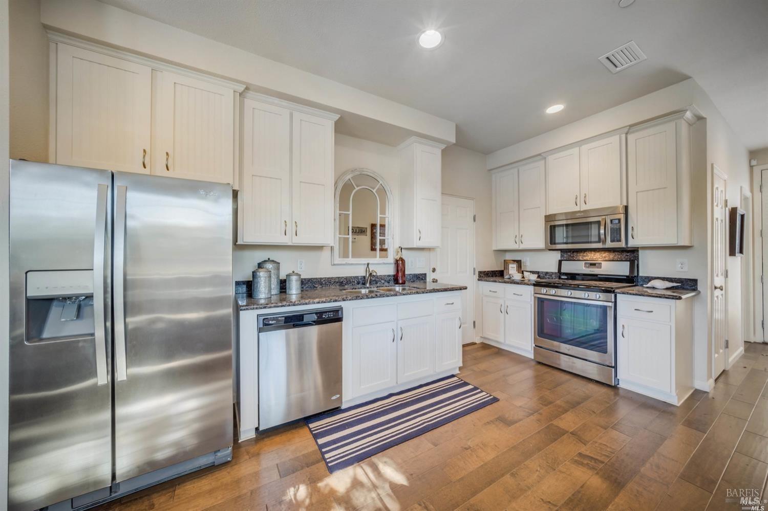 1988 Las Ventanas Dr