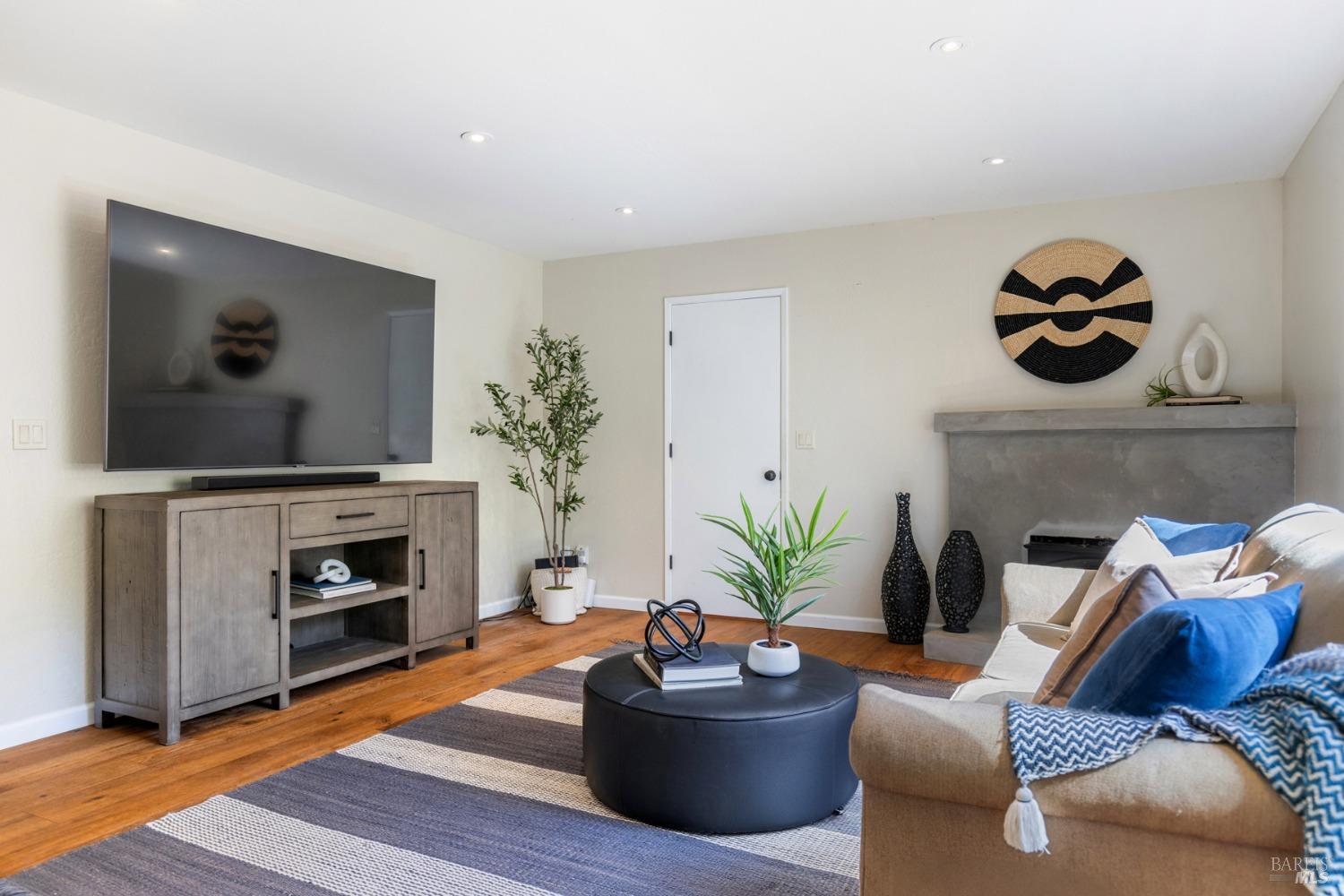 3490 Happy Valley Ct