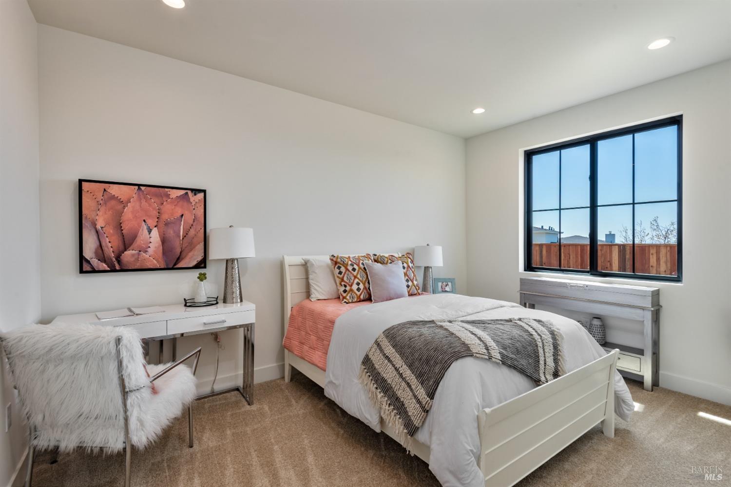 3806 Horizon View Way