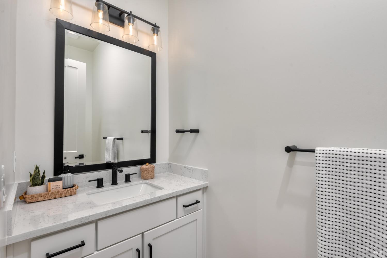 3806 Horizon View Way