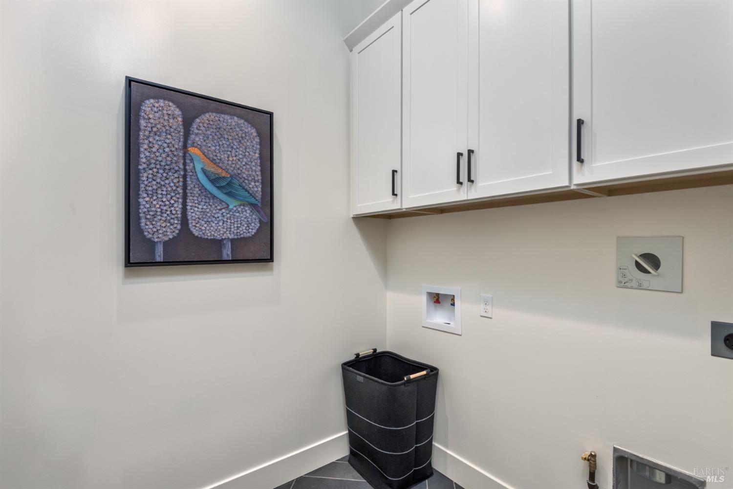 3806 Horizon View Way