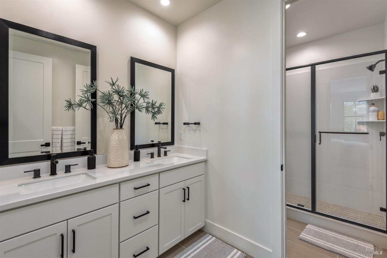 3806 Horizon View Way