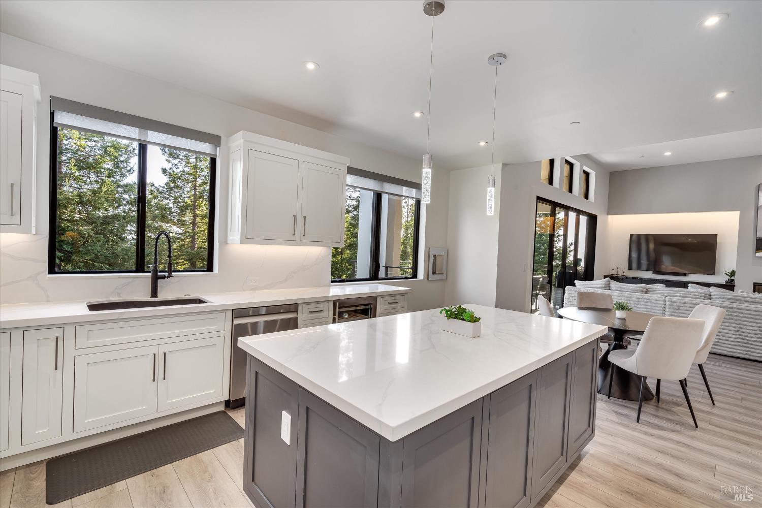 1994 W Bristlecone Ct