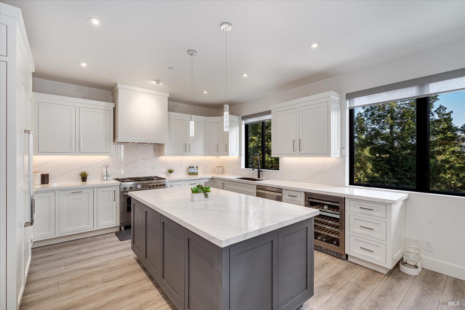 1994 W Bristlecone Ct