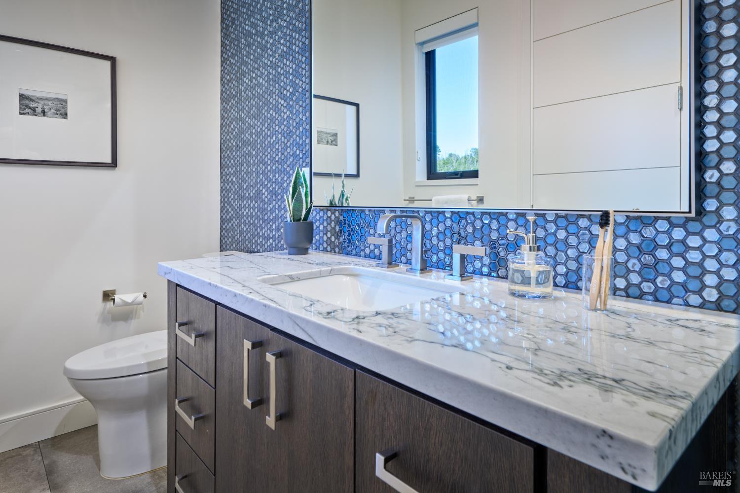 3972 Shelter Glen Way