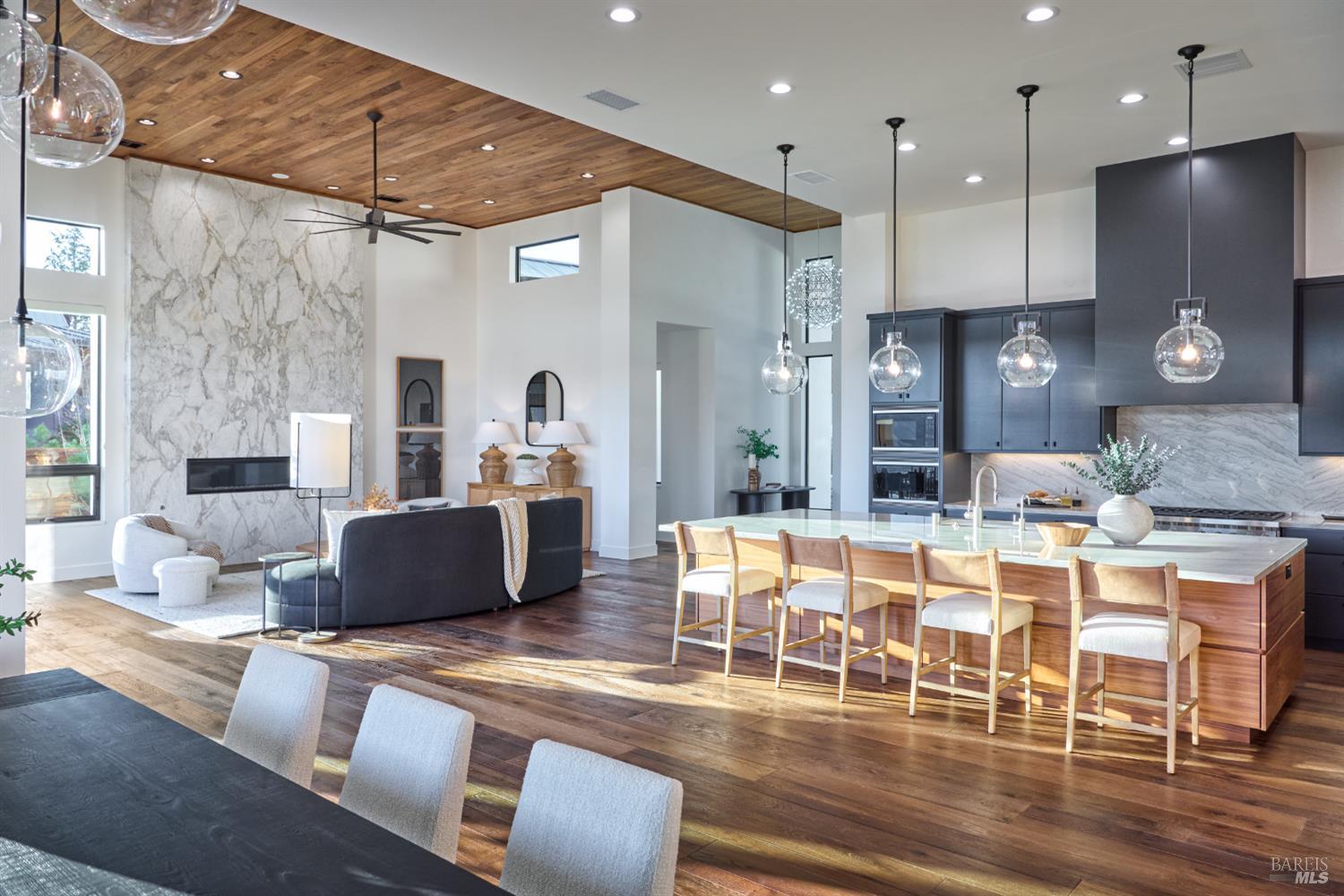 3972 Shelter Glen Way