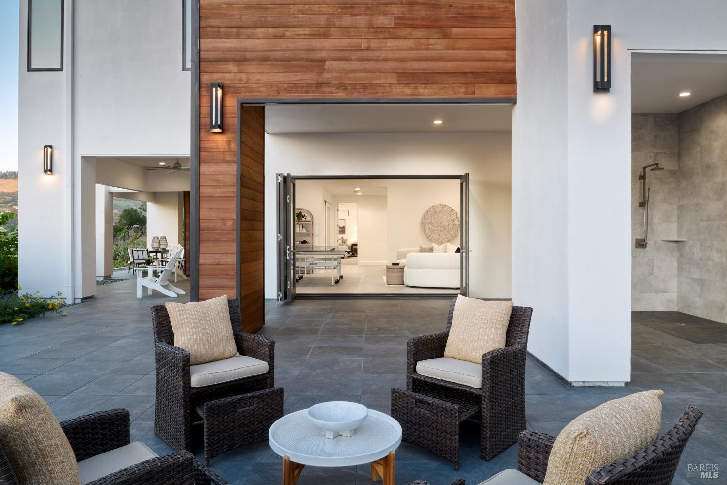 3972 Shelter Glen Way