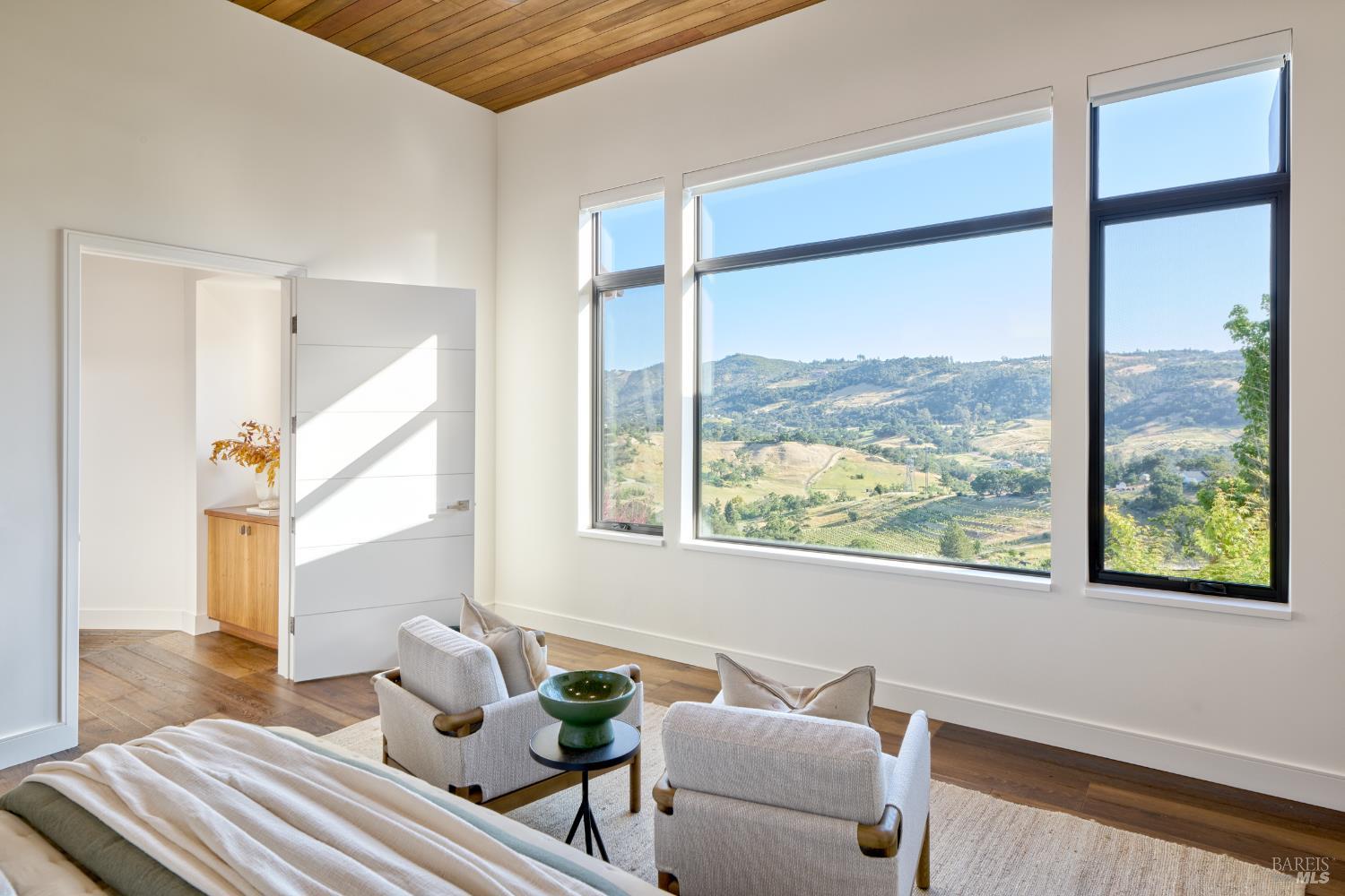 3972 Shelter Glen Way