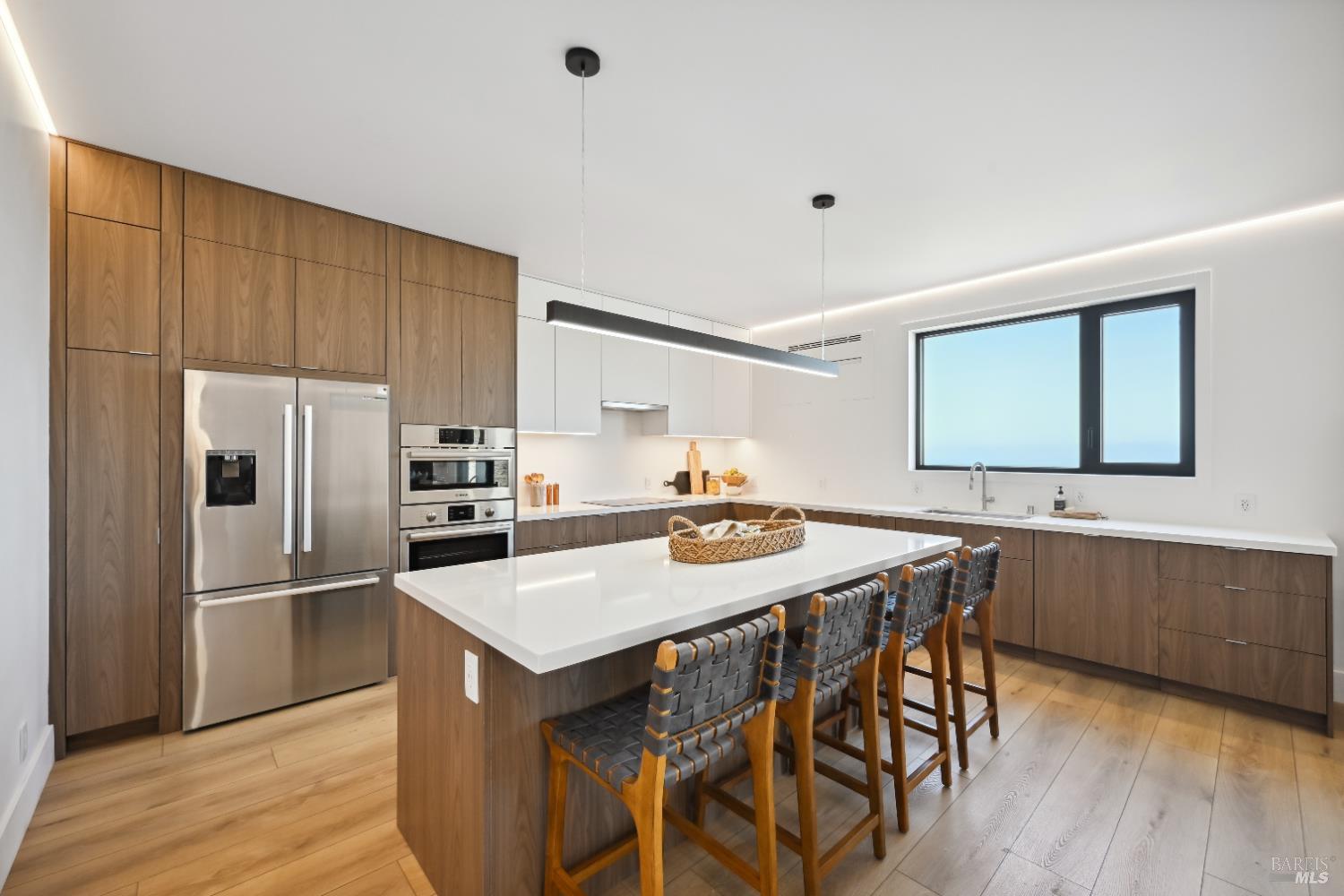 3801 Rocky Point Way