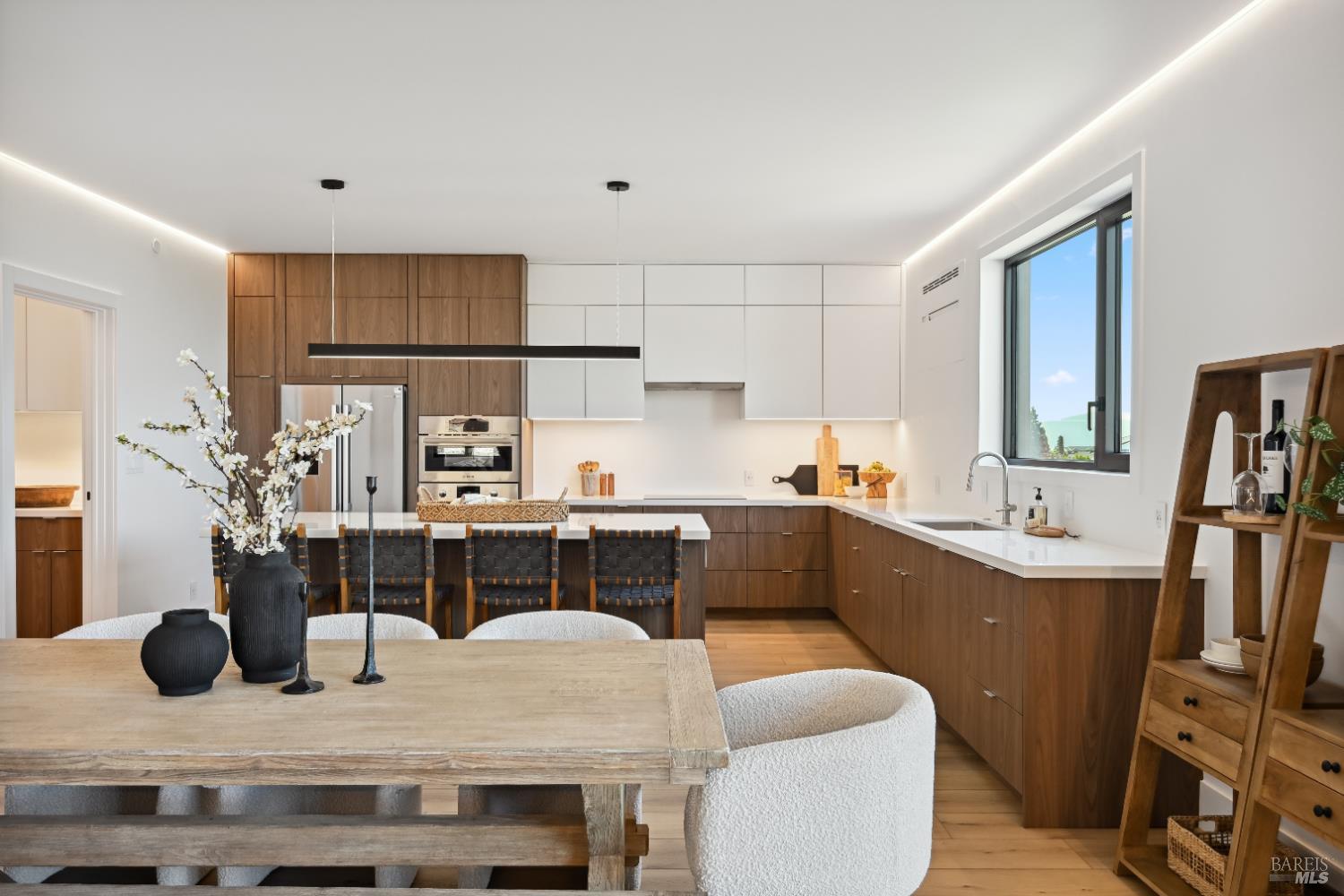 3801 Rocky Point Way