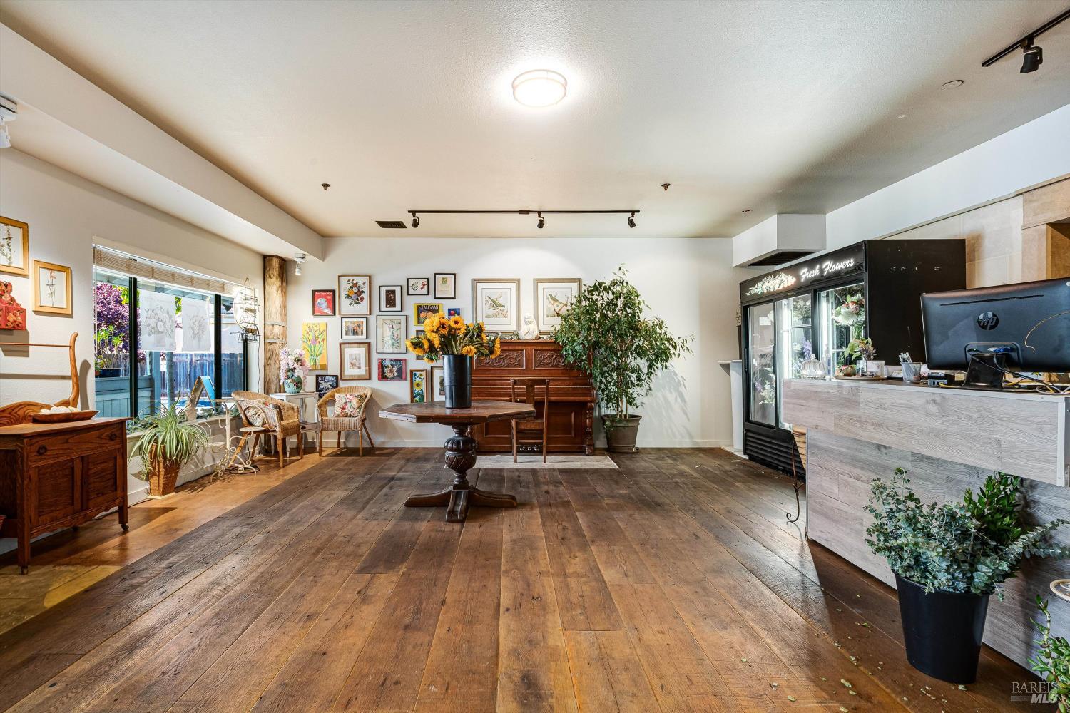 1260 Broadway