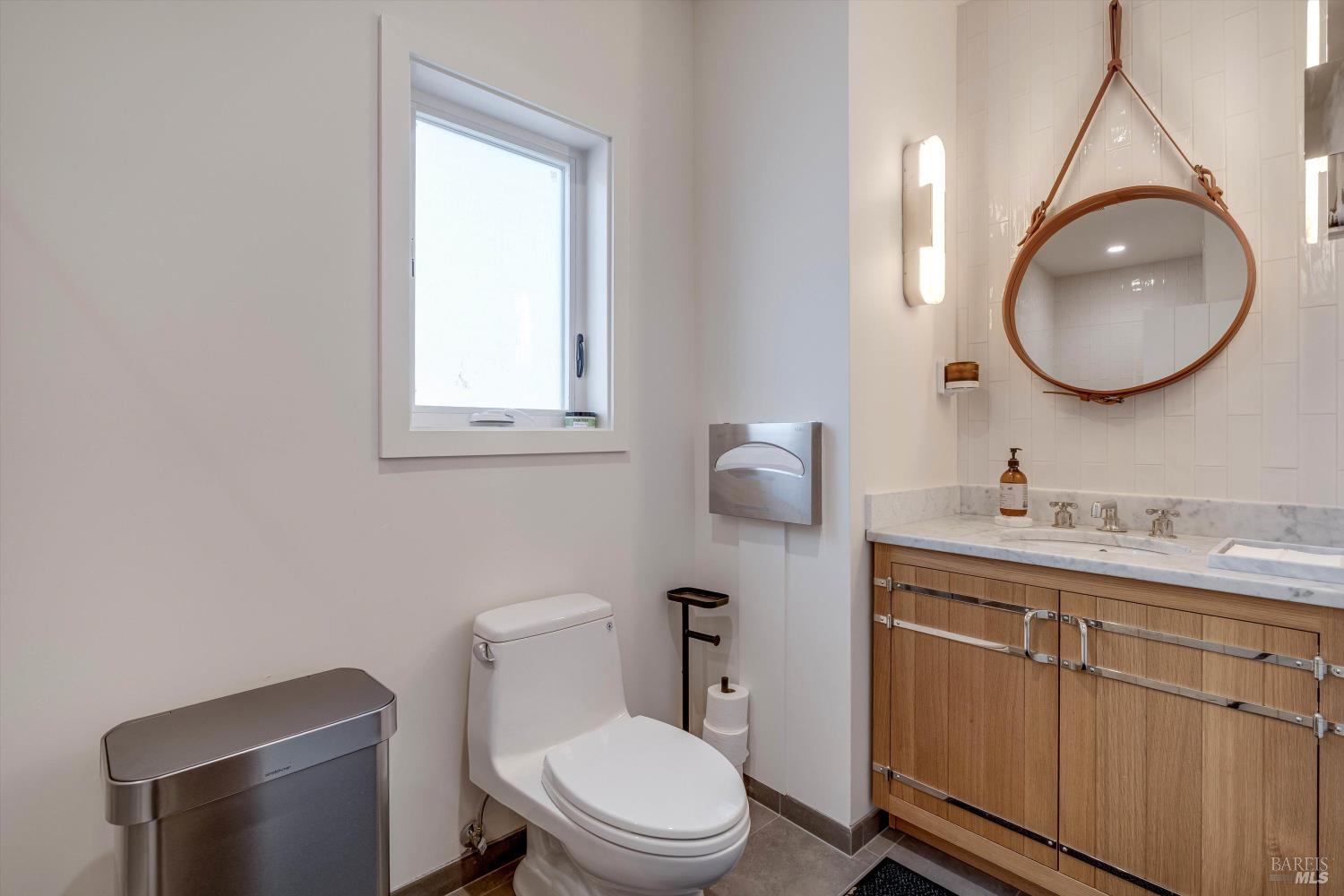 190 W Napa St